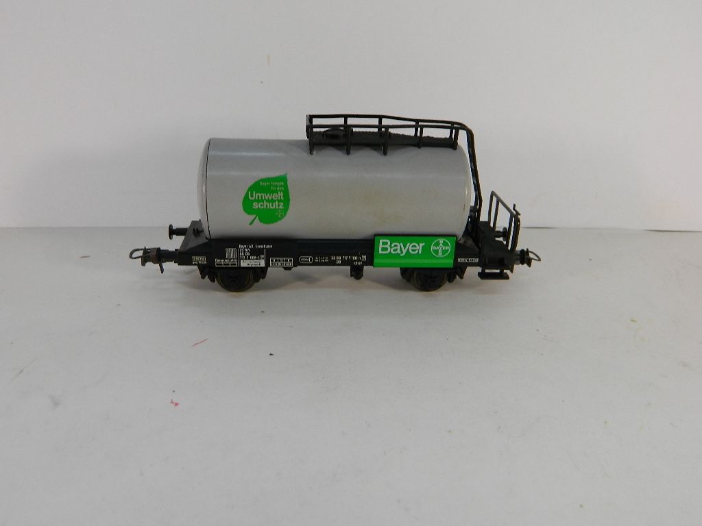 Цистерна. FLEISCHMANN 1:87 H0  (31711). - фото фото фото 0