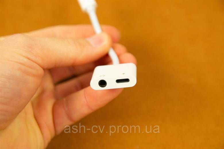Перехідник Lightning 2in1 Audio Charging Adapter - фото фото фото 5