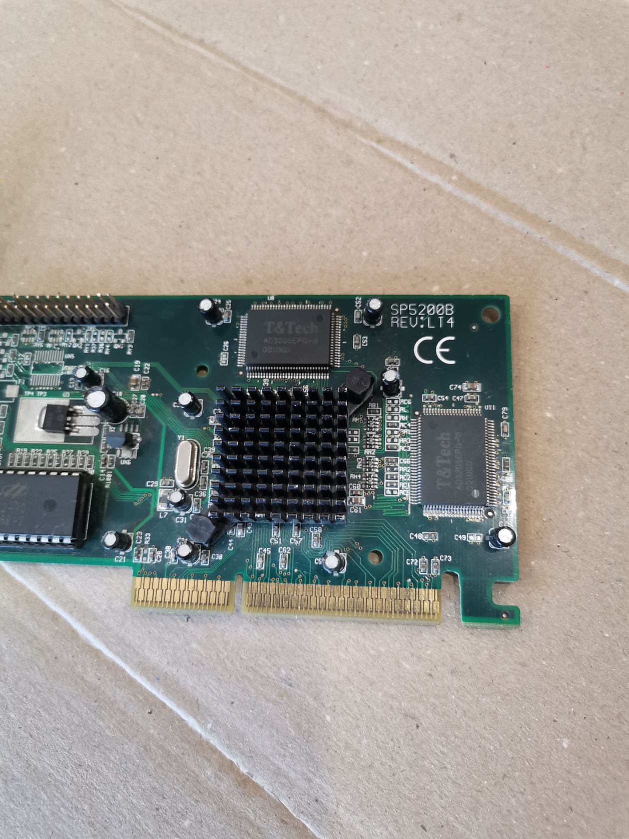 Видеокарта NVIDIA Vanta LT SP5200LT/8MB SDR SDRAM AGP 2x - фото фото фото 6