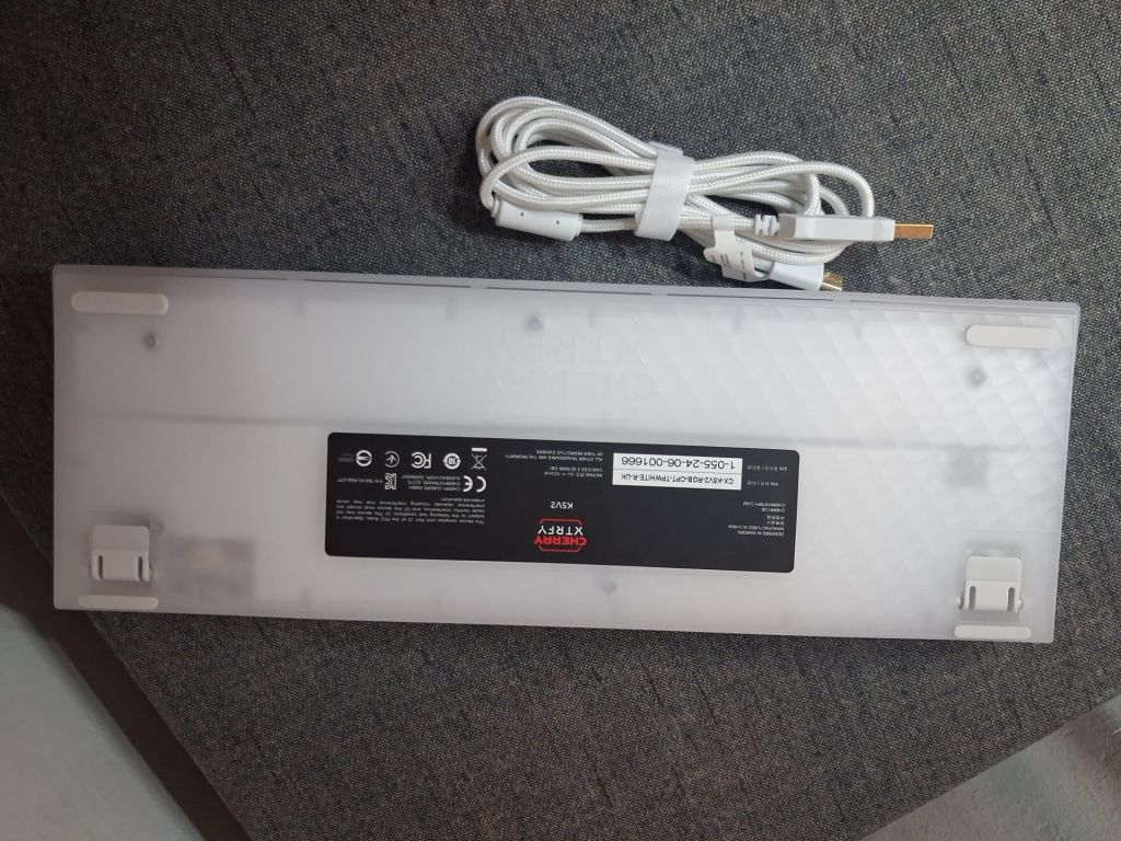 Клавіатура RGB механічна CHERRY XTRFY K5V2    (англійська розкладка) Уцінка!!! - фото фото фото 3