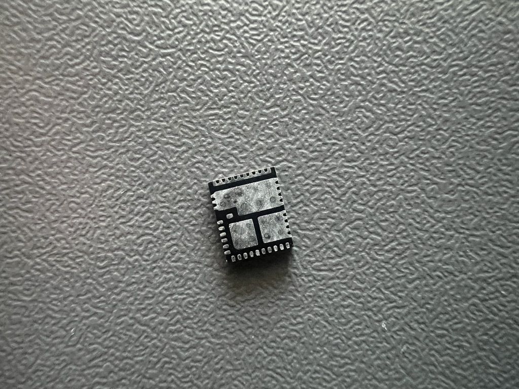 Мікросхема ON Semiconductor NCP303150  Original - фото фото фото 2