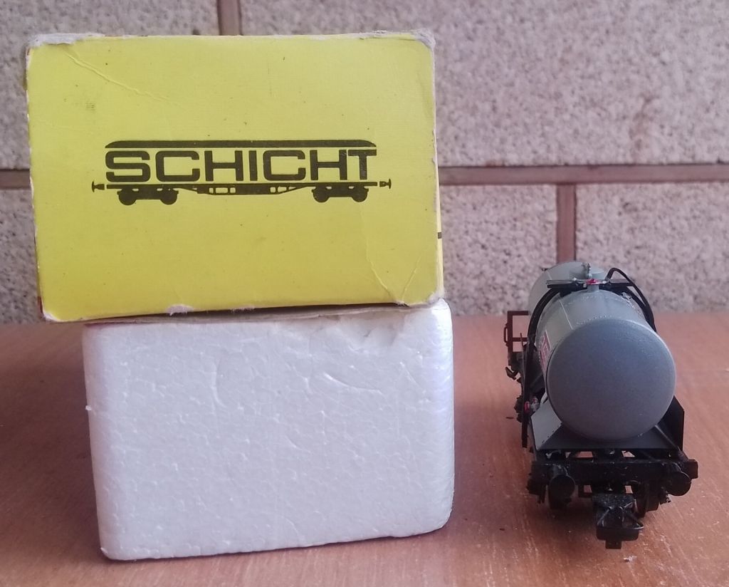 ЖЕЛЕЗНАЯ ДОРОГА PIKO SCHICHT ВАГОН ЦИСТЕРНА 2Х ОСНЫЙ HO ГДР - фото фото фото 5