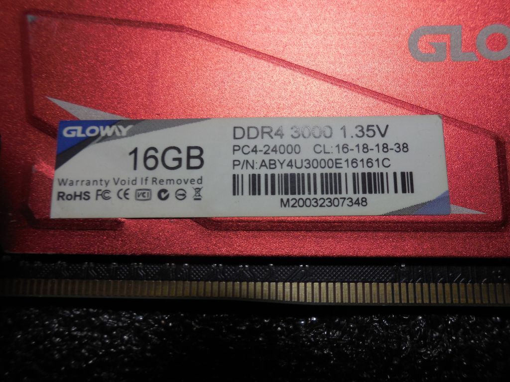 Gloway 16Gb DDR4 3000MHz RGB б/в - фото фото фото 1