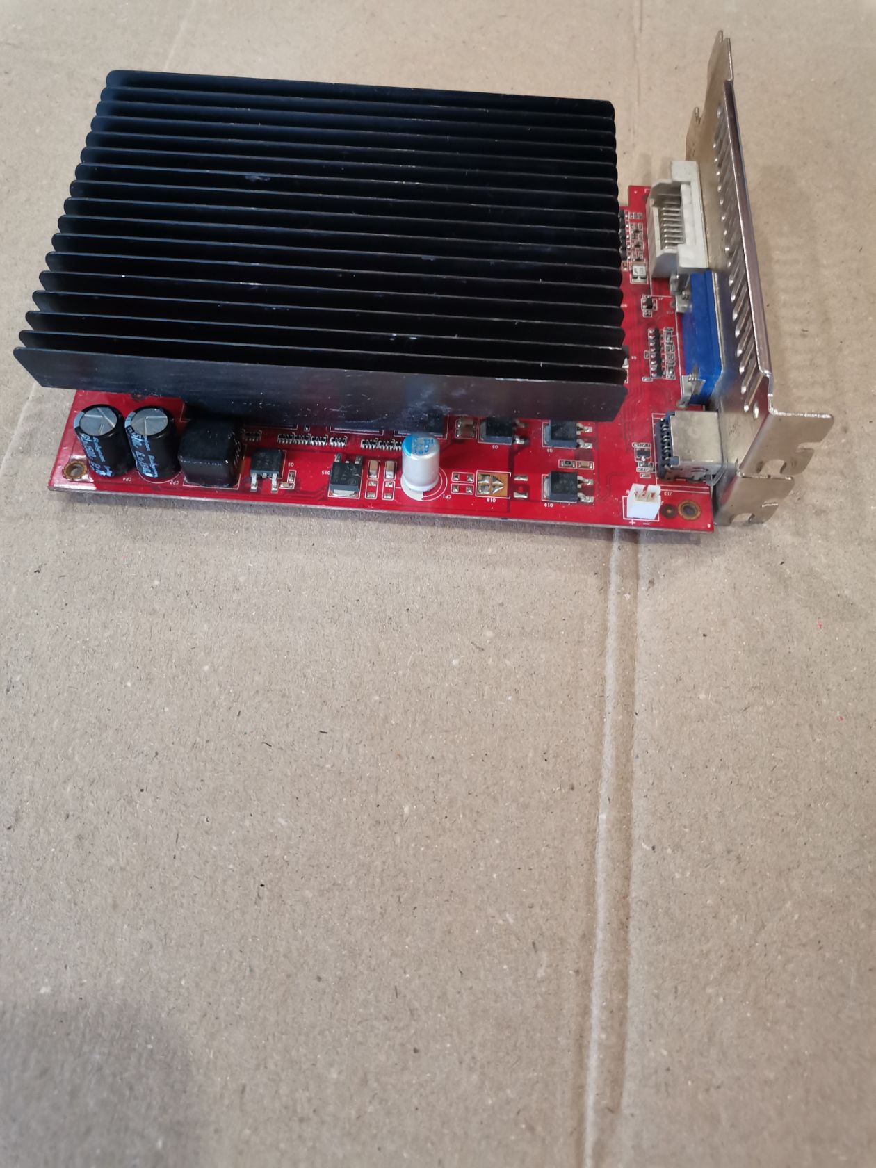 Видеокарта NVIDIA GeForce 9500 GT 128mb DDR2 PCI Express - фото фото фото 3