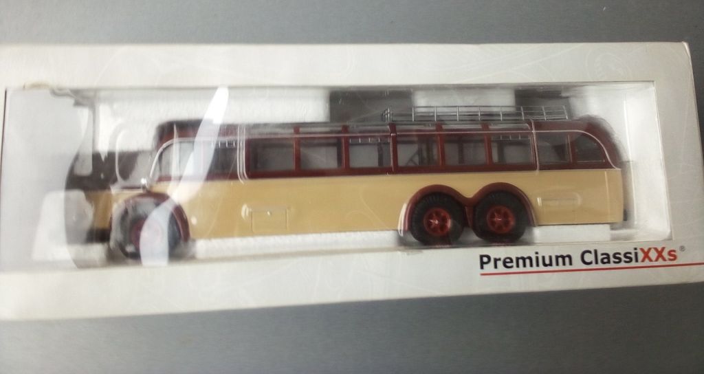 1/43 Premium ClassiXXs Mercedes Benz O 10000 - фото фото фото 0