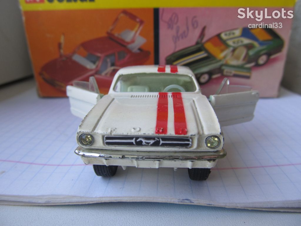 Corgi toys. Ford Mustang Fastback 2+2 - фото фото фото 1