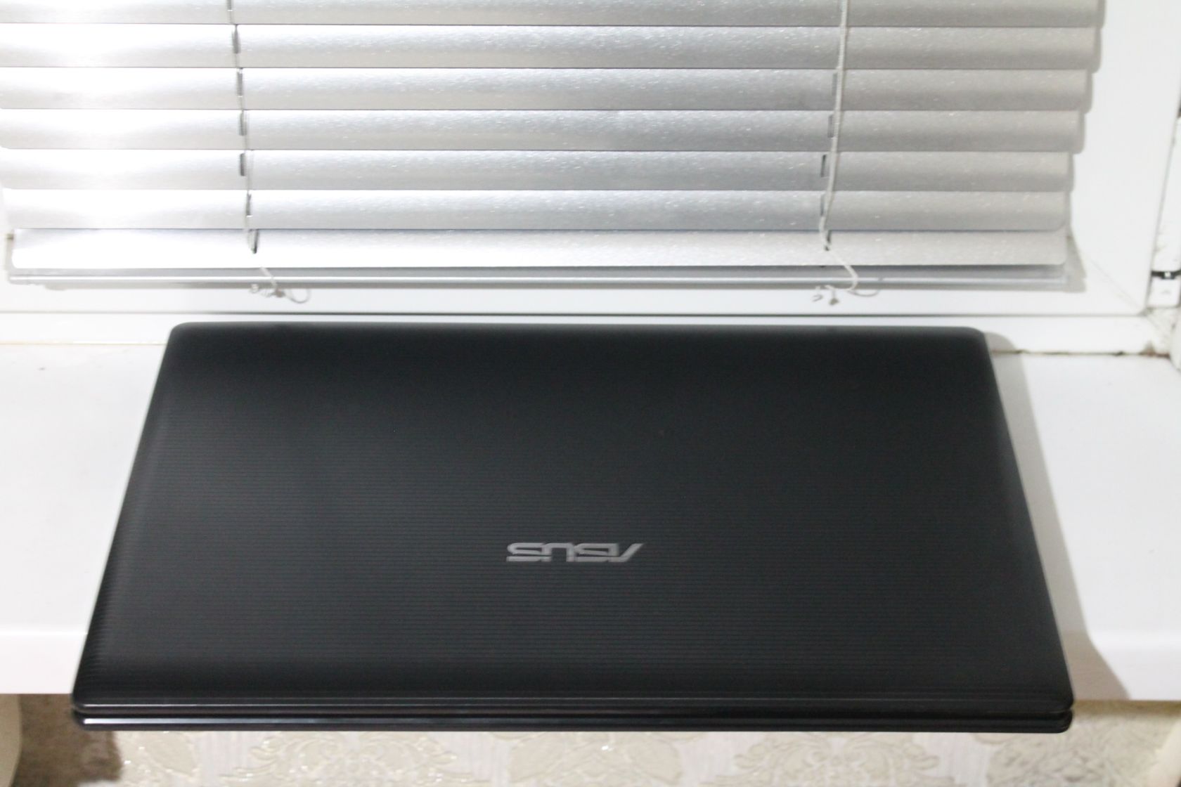 Ноутбук Asus X75V Экран 17.3 Intel 2020M/6/640/Intel HD Graphics  (2 гб) - фото фото фото 1