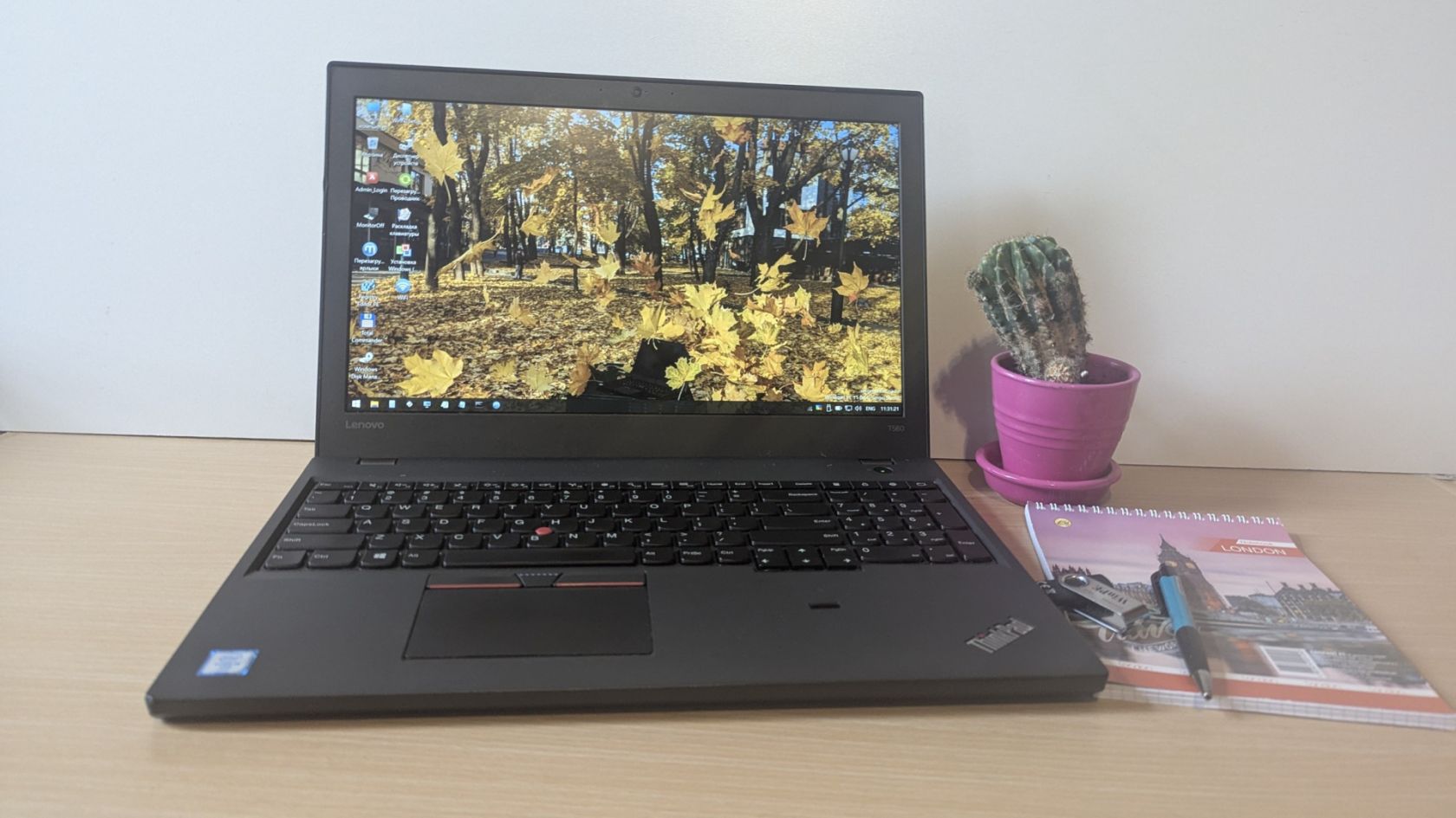 Ультрабук Lenovo ThinkPad T560 20FJS2BM00 sn: R90LZV0A - фото фото фото 0