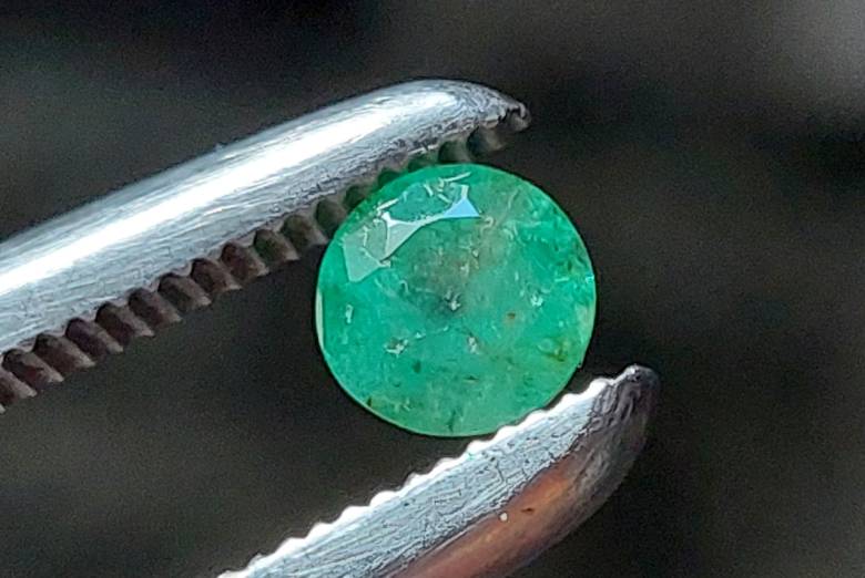 Изумруд 5.15 х 3.7  mm - фото фото фото 4