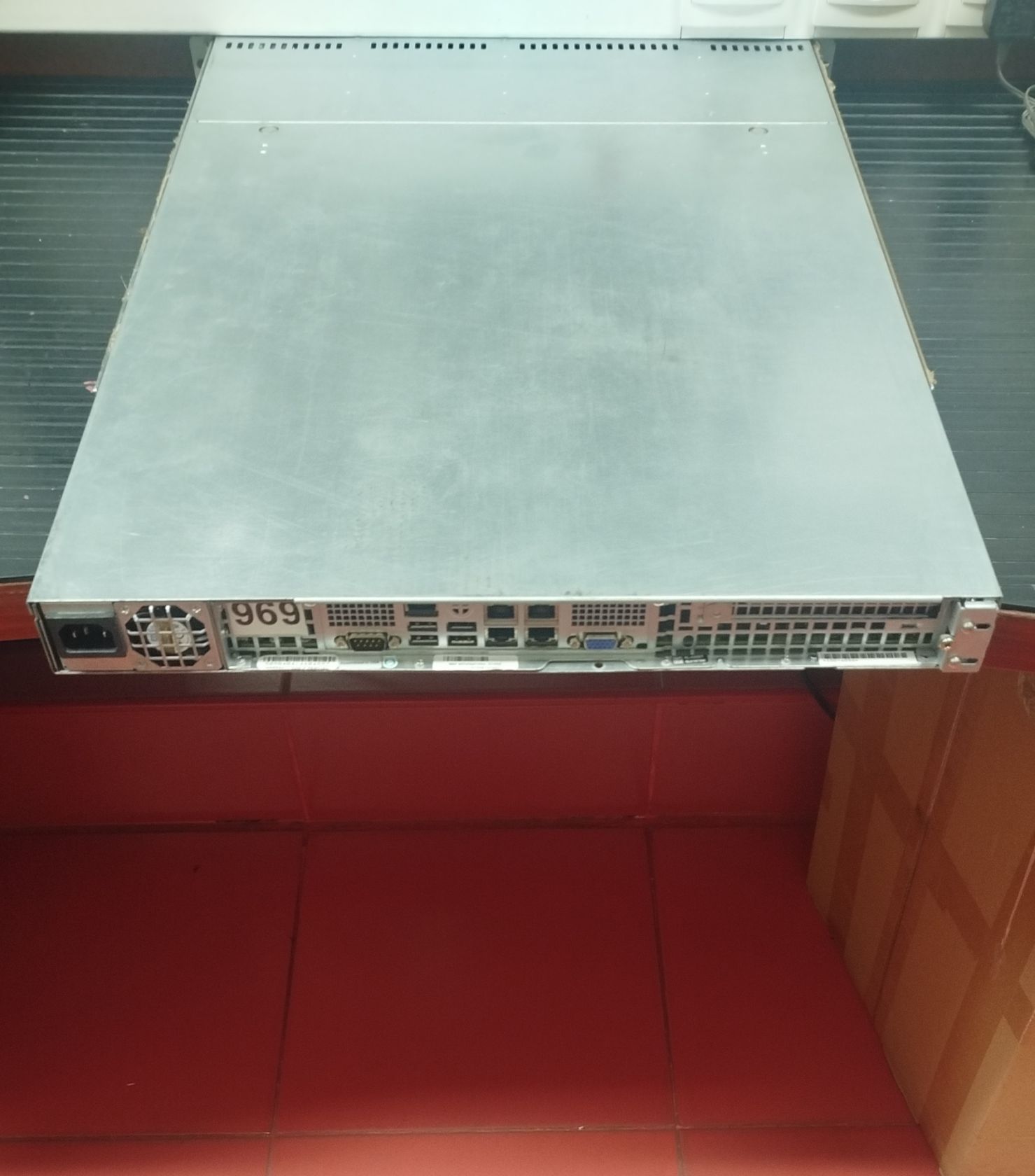 Продам 1U сервер Supermicro X9DRi-LN4F+   (E5-2660v2, 24G, 4x LAN) - фото фото фото 1