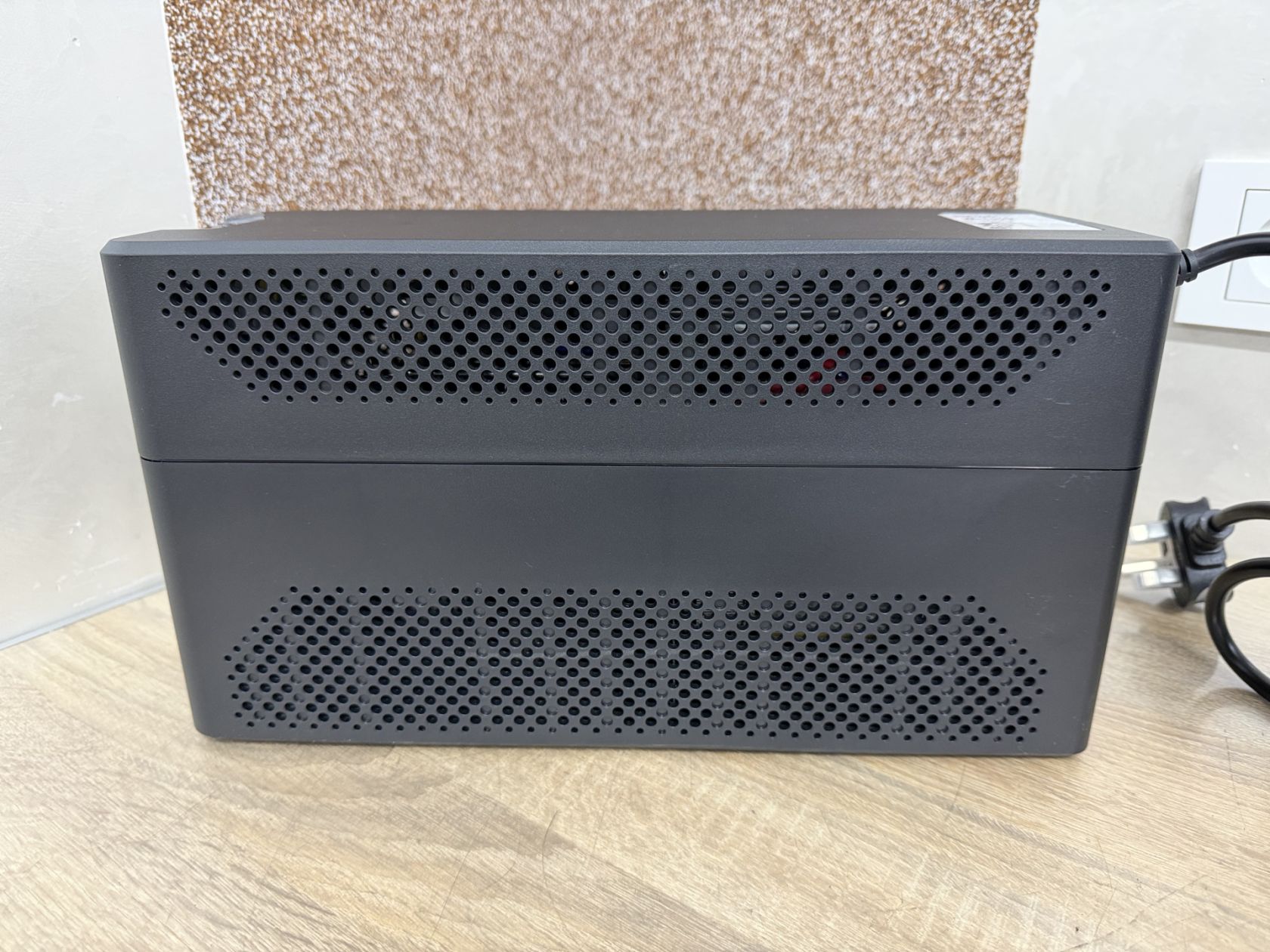 ДБЖ Eaton 5E 1200UB 1200VA      (660W) Black      (5E1200UB) - робочий, стан нового - фото фото фото 6