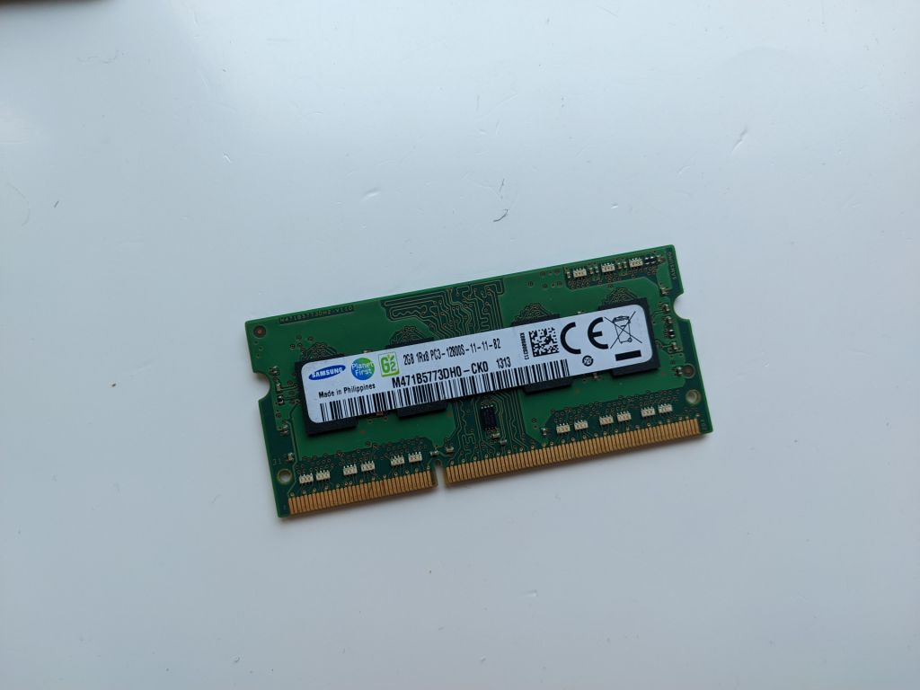 Samsung SODIMM 2Gb DDR3 1600 PC12800 M471B5773DH0-CK0 - фото фото фото 0