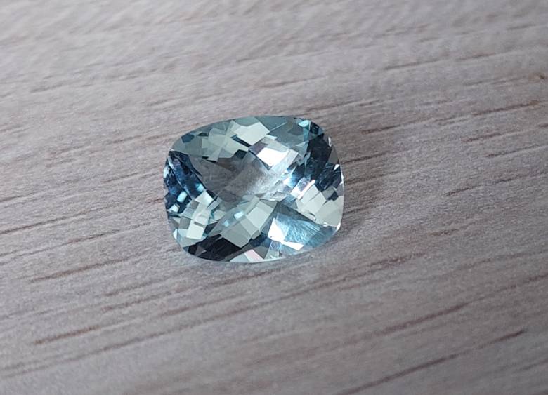 Топаз 4.94 ct 11,7x9,5 мм - фото фото фото 1