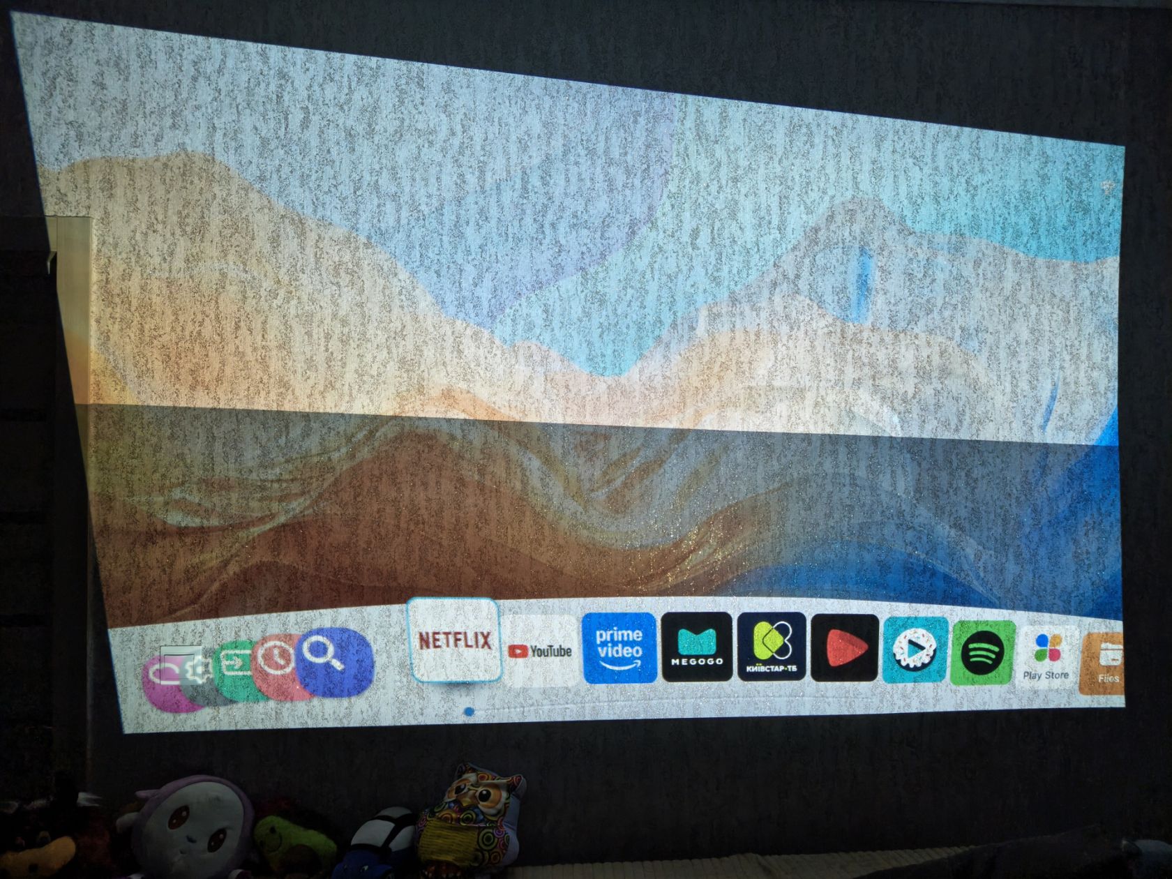 Смарт-проєктор PTVEO Smart Projector  (Whale TV / Full HD / Netflix) — Новий - фото фото фото 8