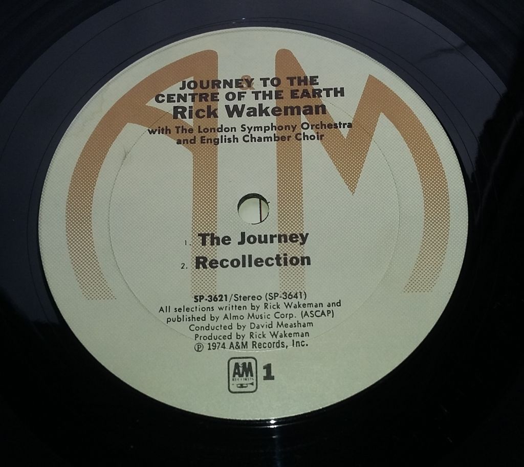 RICK WAKEMAN Journey To The Centre Of The Earth LP VG++/EX - фото фото фото 3