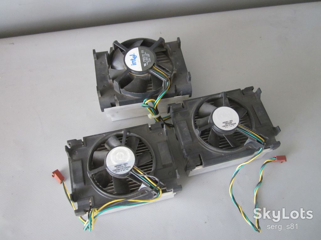 Кулер Intel s478 BOX CPU 12В 3pin Вентилятор Охолодження процесора - фото фото фото 0