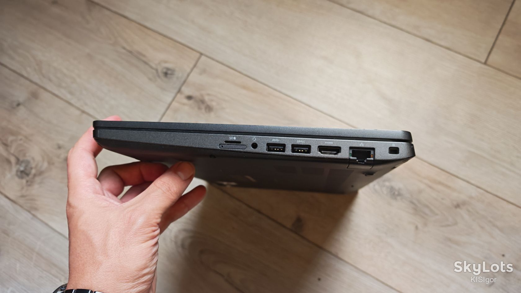 Робоча станція Dell Precision 3541 15,6" IPS  i5-9400H/8Gb/240SSD - фото фото фото 0