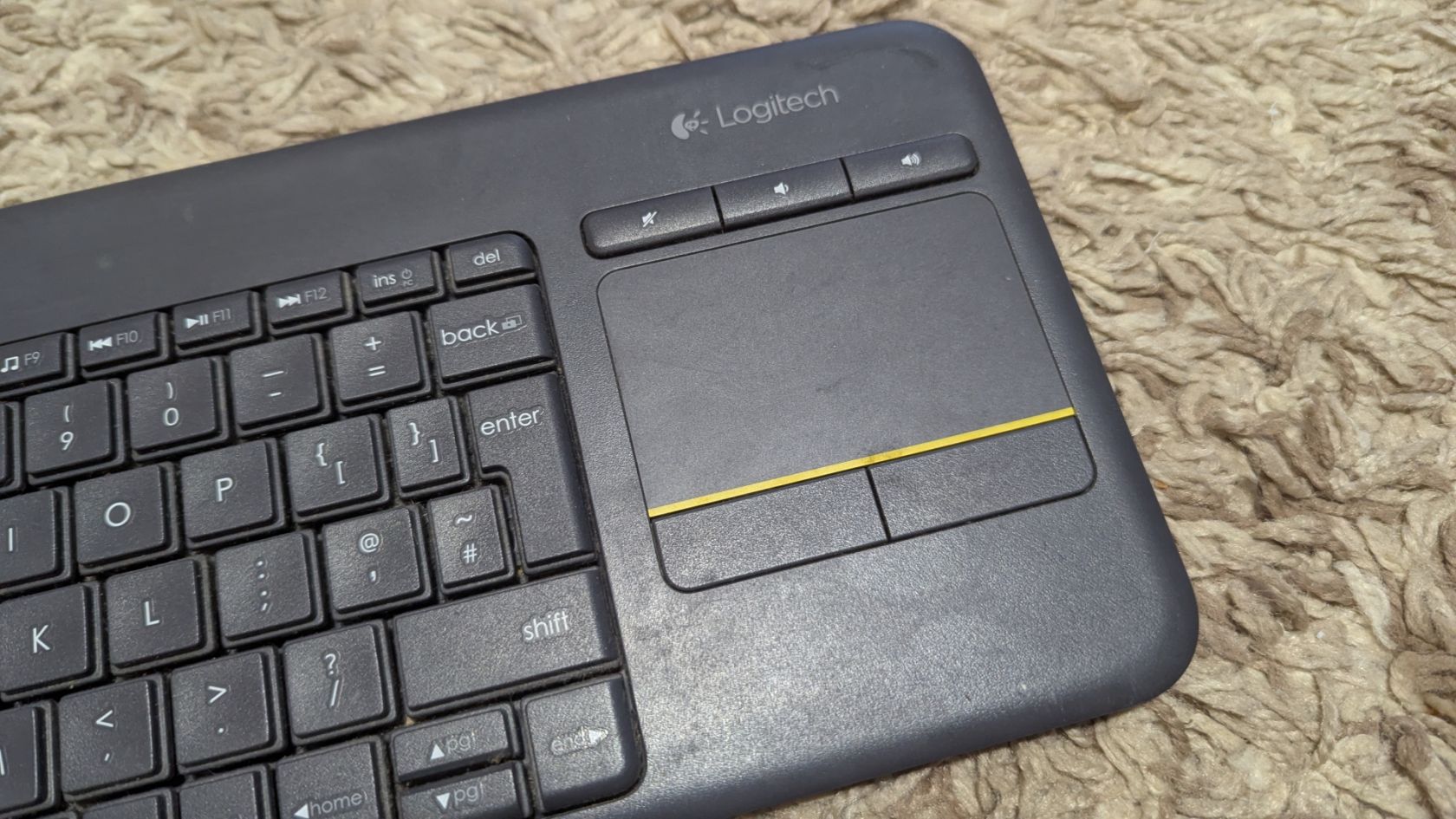 Logitech K400 Plus   клавіатура з тачпадом  +адаптер ЮСБ Від 1 грн - фото фото фото 1