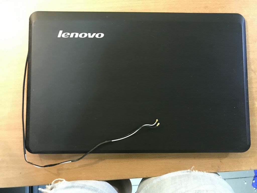 Крышка матрицы Lenovo B550 - фото фото фото 0