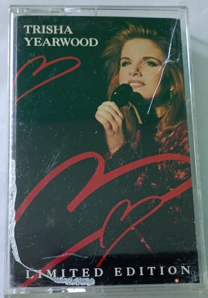 TRISHA YEARWOOD Limited Edition.  Cassette US - фото фото фото 0