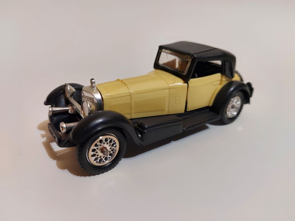 Norev 1:43  (plastic) Mercedes SSK  (1928) - фото фото фото 1