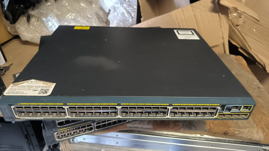 Комутатор Cisco WS-C2960S-48LPS-L S Series POE+ - фото фото фото 0