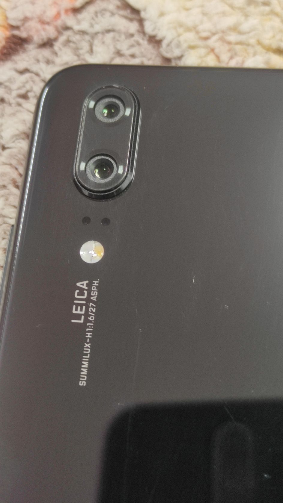 Смартфон Huawei P20 4/128Gb гарний стан - фото фото фото 4