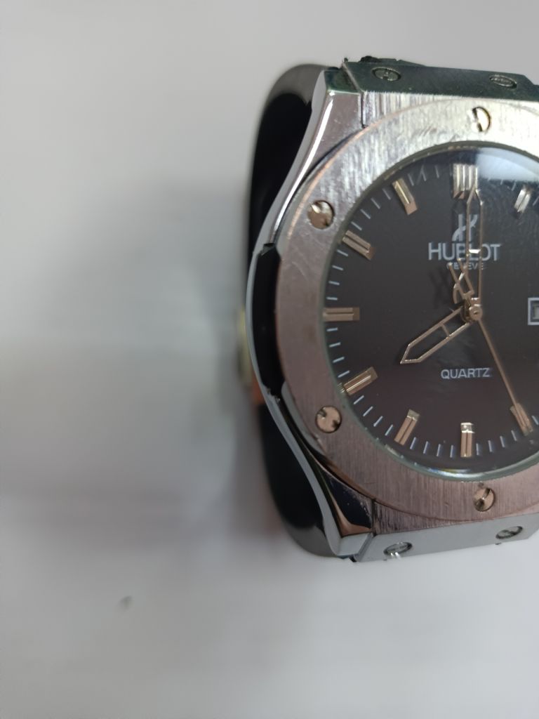 Годинник Hublot geneve , кварц, б/у - фото фото фото 5