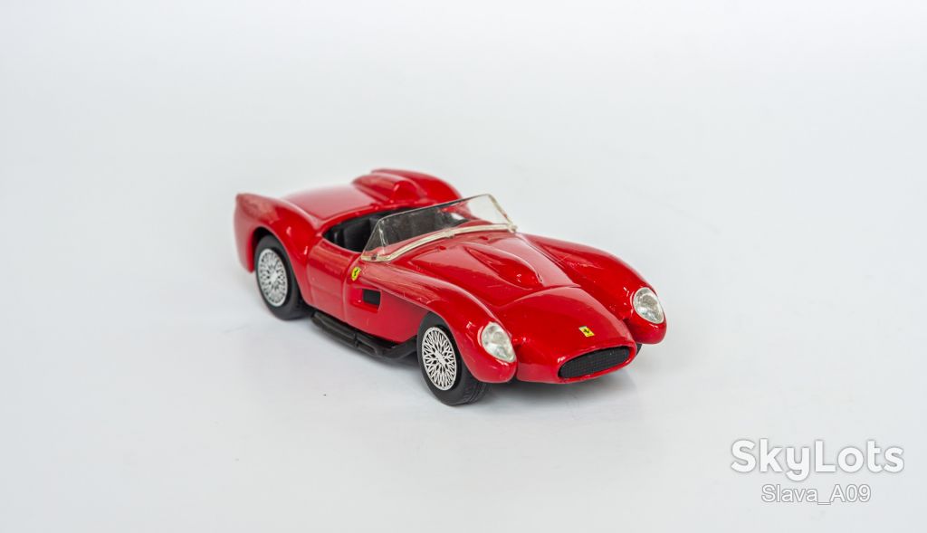 1:43 Ferrari 250 Testa Rossa 1958 red, Bburago #11426 - фото фото фото 3