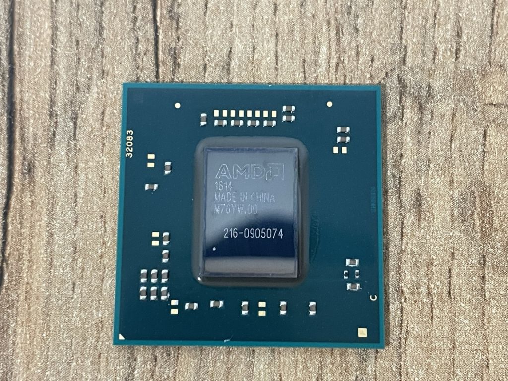 Відеочіп AMD ATI 216-0905074   (Radeon Pro WX 3100)  Refurbished Original - фото фото фото 2