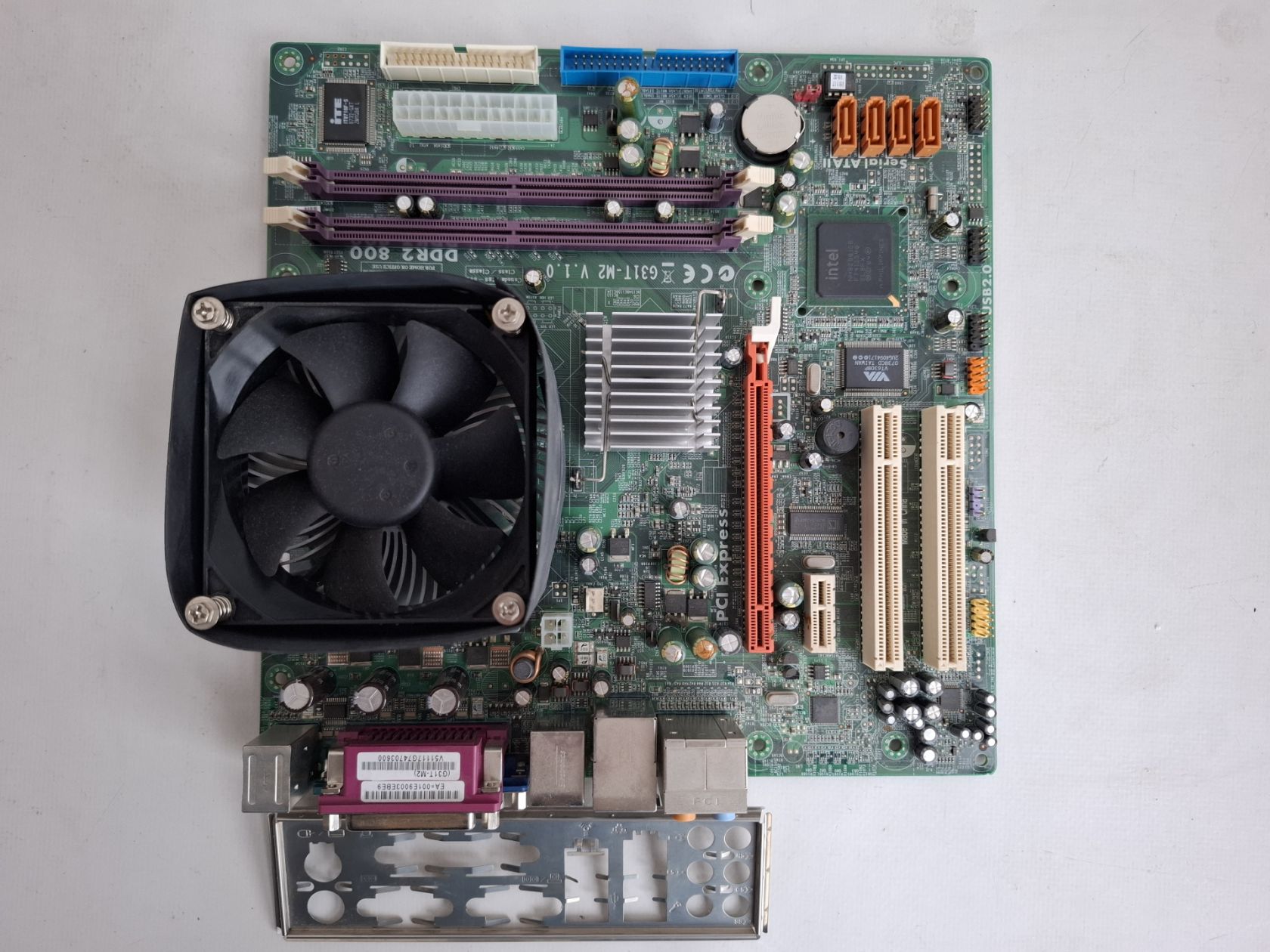 Материнська плата  ECS G31T-M2     (Socket 775, чіпсет G31) + E5500      (№137) - фото фото фото 0