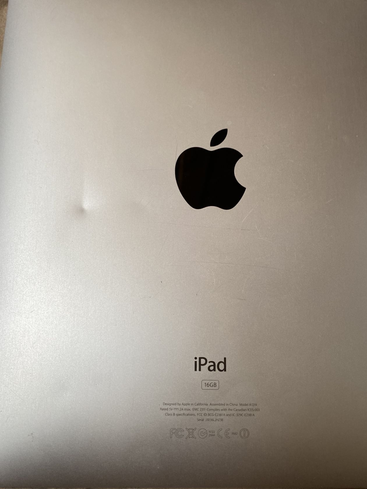 Apple iPad 1 16GB Wi-Fi A1219 Jailbreak iOS 5.1.1 - фото фото фото 3