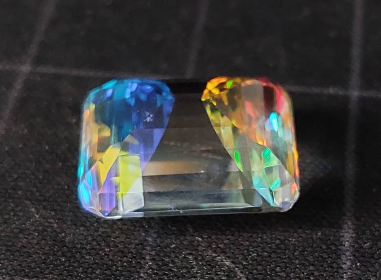 Радужный кварц 20.6 Ct - фото фото фото 2