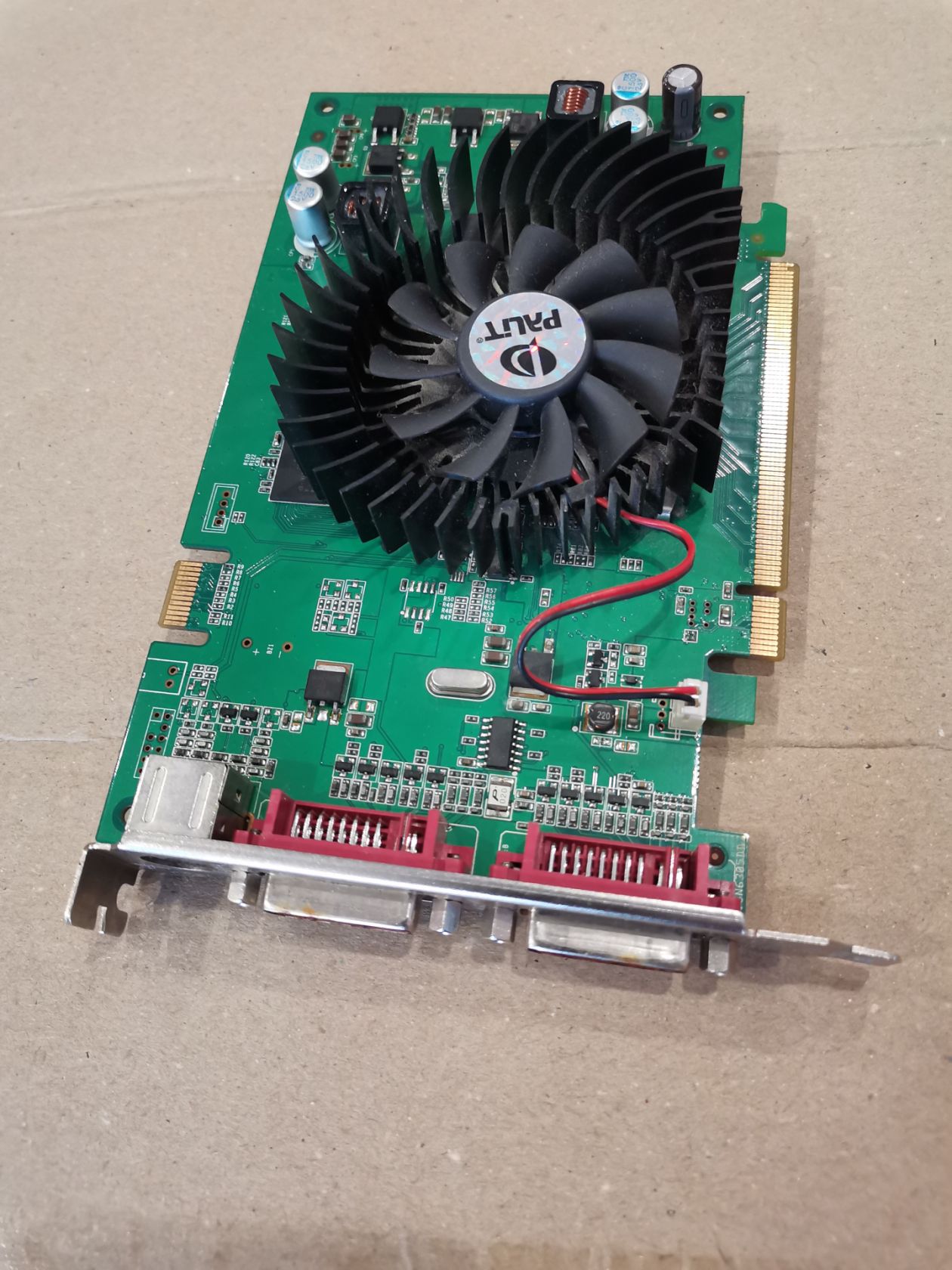 Видеокарта Palit GeForce 8600GT 512MB DDR3 PCI-E x16 - фото фото фото 0