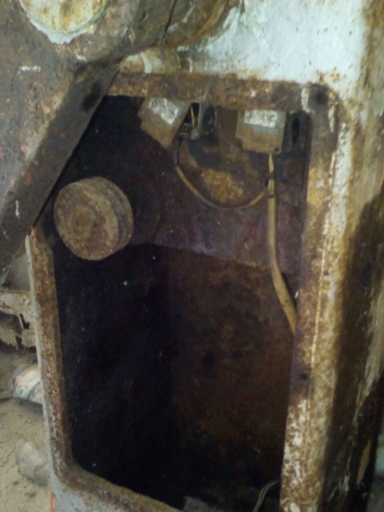 Завантажувач перекидач на фаршемішалку Л5-ФМ2У-335, кутер. Б/в. Продам. - фото фото фото 6