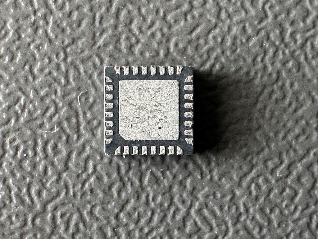 Мікросхема Intersil ISL95520AHRZ Original - фото фото фото 2