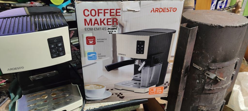Кофеварка Ardesto ECM-EM14S № 24220105 - фото фото фото 2