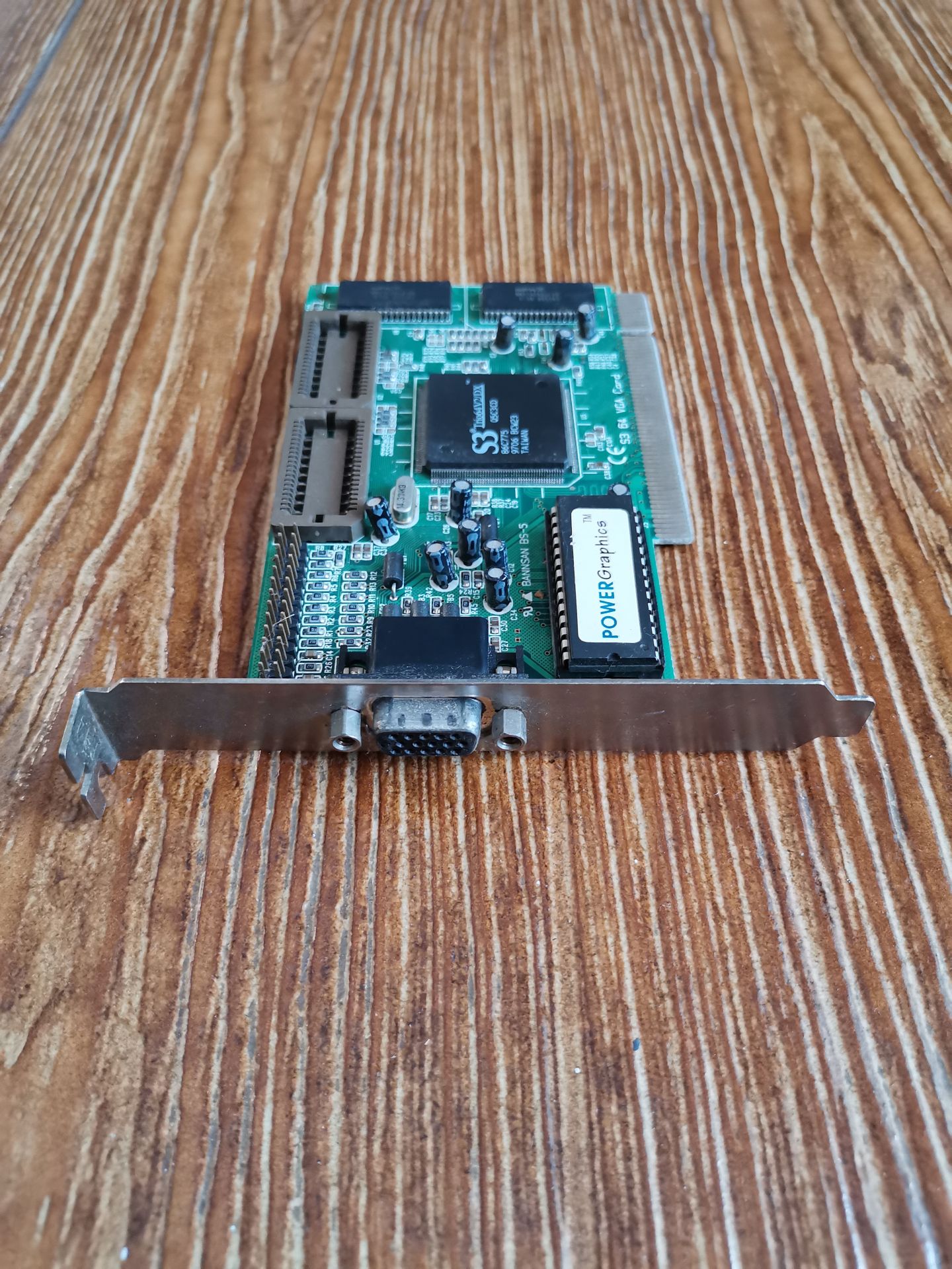 Видеокарта S3 Trio64V2/DX MV642 PCI - фото фото фото 3