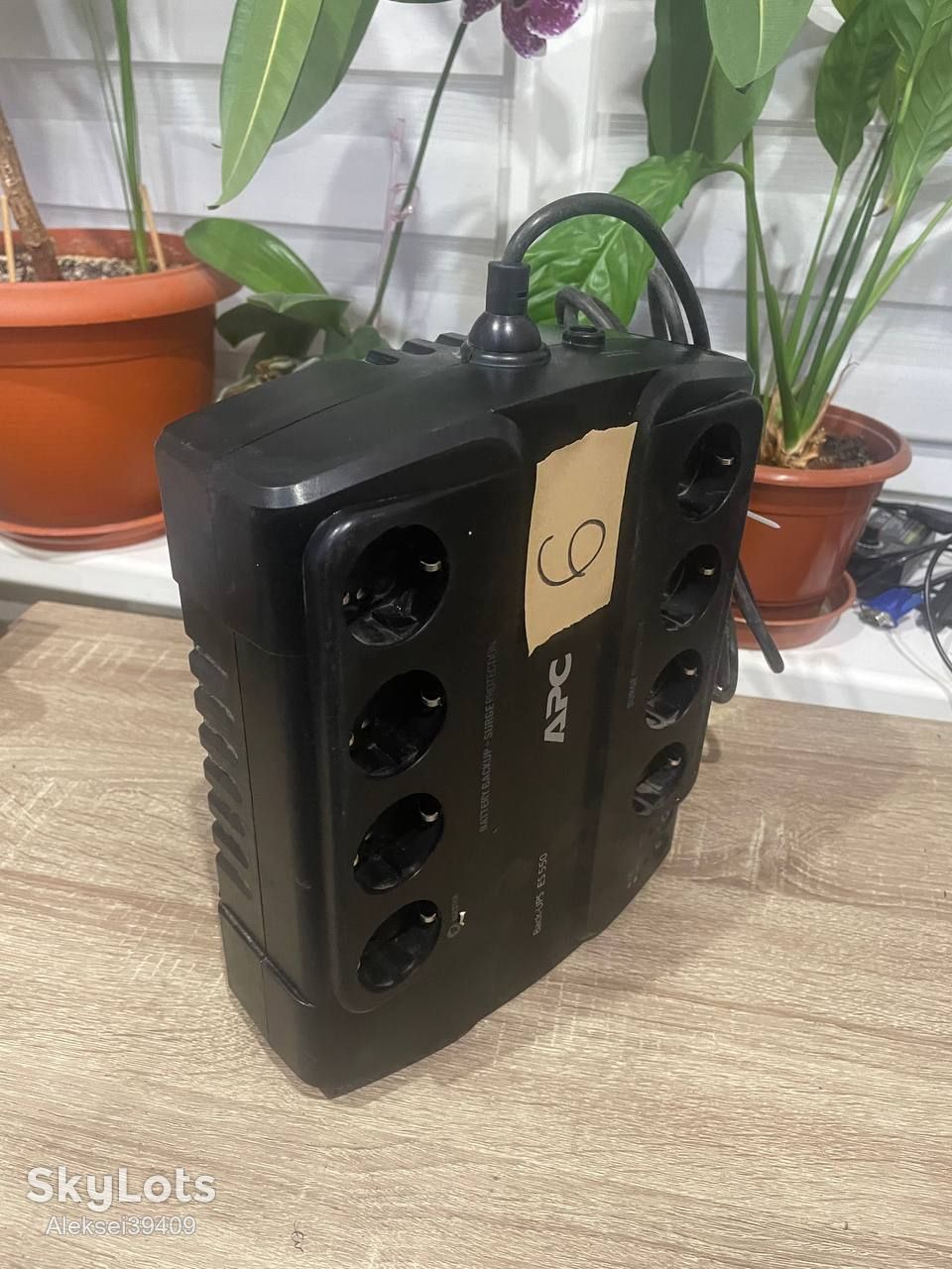 Джерело безперебійного живлення   (ИБП) APC Back-UPS ES 550VA / 330W   (BE550G-RS) - фото фото фото 7