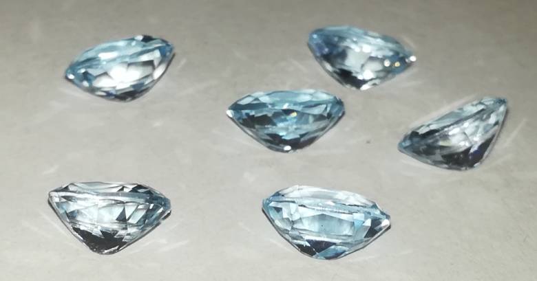 Натуральный топаз голубой 8x6mm - фото фото фото 7