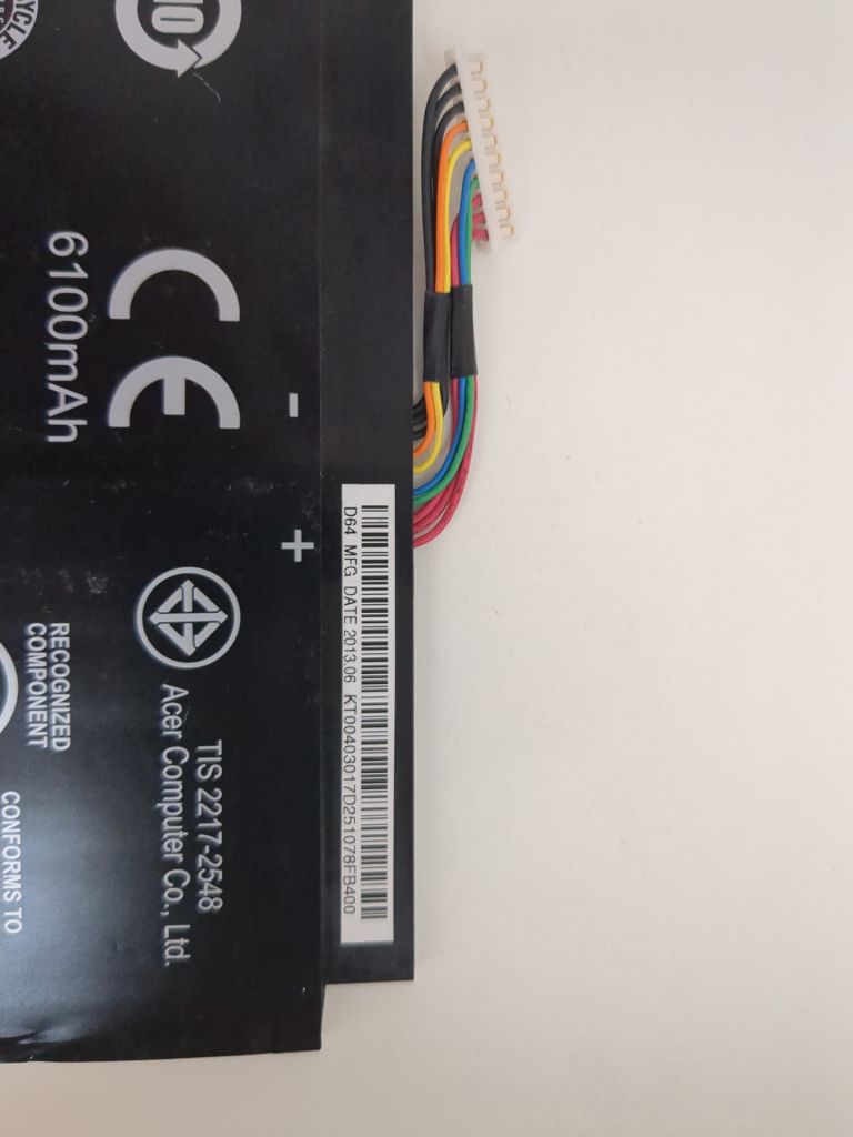 Оригінальна батарея Acer Aspire S7-392  AP13F3N Знос 12% - фото фото фото 2