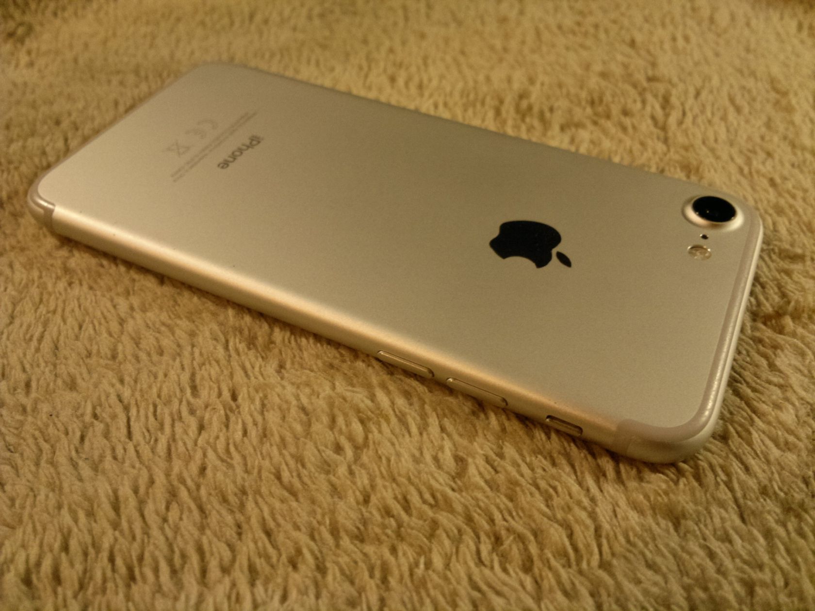 Мобільний телефон Apple iPhone 7 32gb Без iCloud - фото фото фото 2