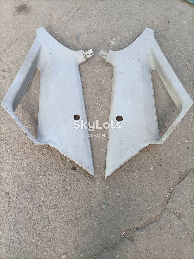 Пластик бічних стікол Mazda 626GD седан - фото фото фото 1