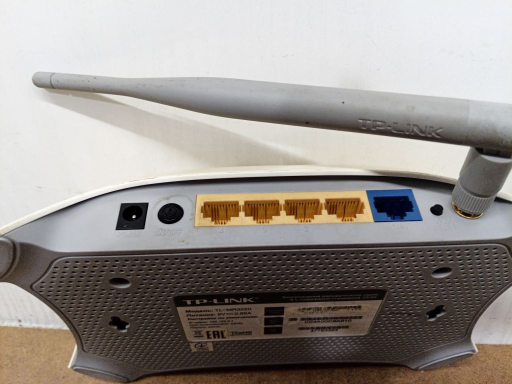 Б/У роутер TP-LINK TL-MR3220 код tp5 - фото фото фото 4