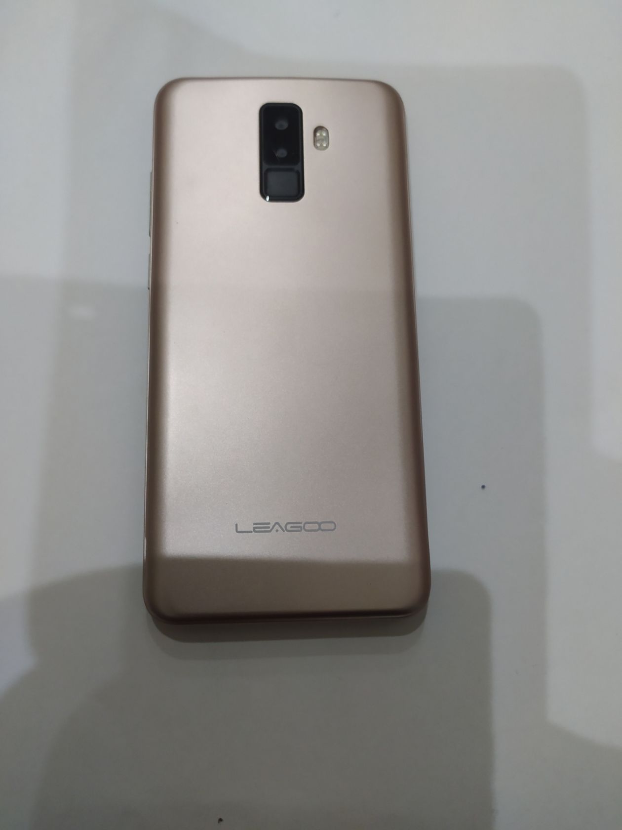 Смартфон Leagoo M9 2/16Gb Gold - фото фото фото 4