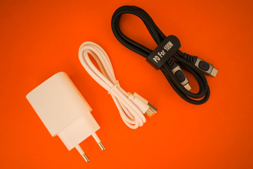 Зарядное Оригинал PD 20w Quick Charge 5v 9v 12v 3A Зарядка - фото фото фото 2