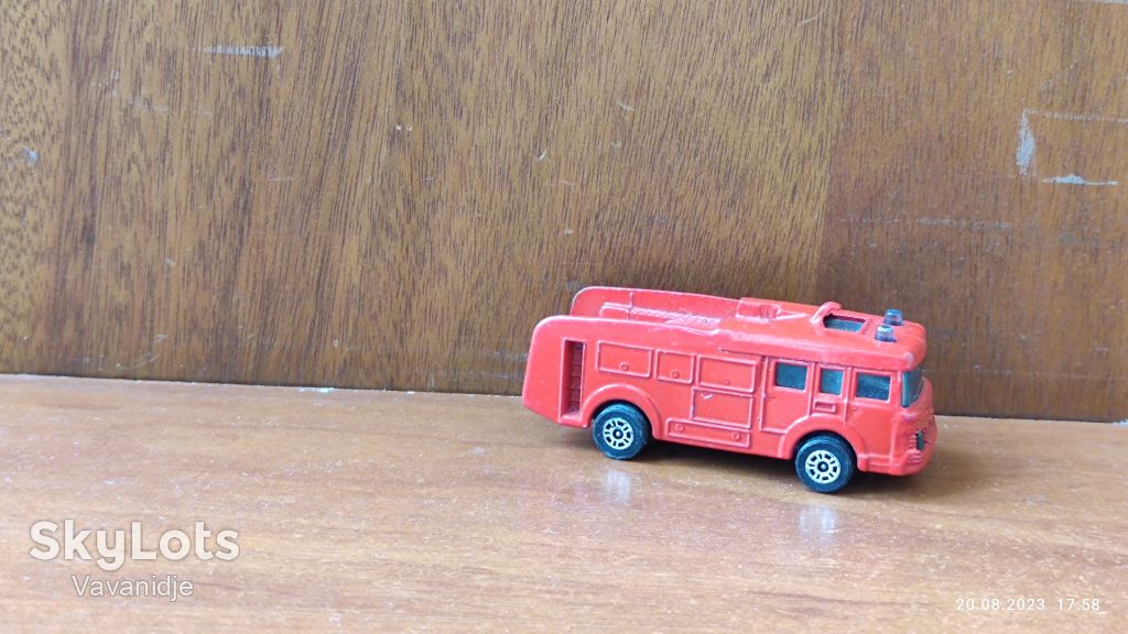 Corgi Juniors ERF Fire Tender made in Great Britain - фото фото фото 1