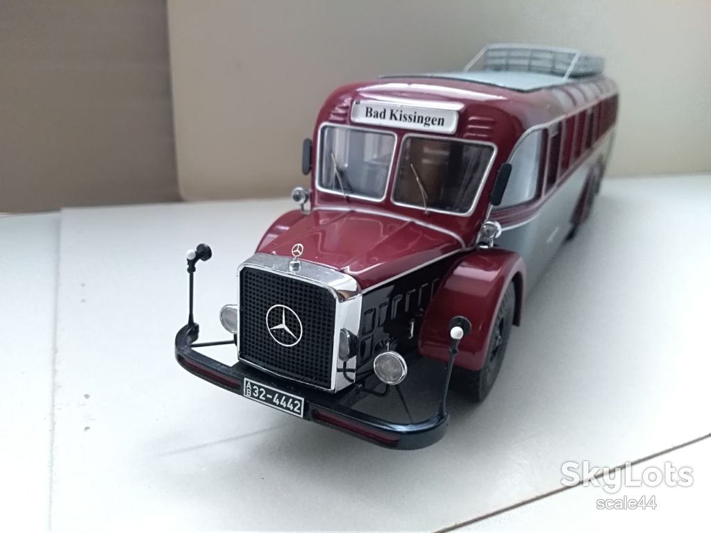 Mercedes-Benz O 10000.PremiumX.1/43 - фото фото фото 2
