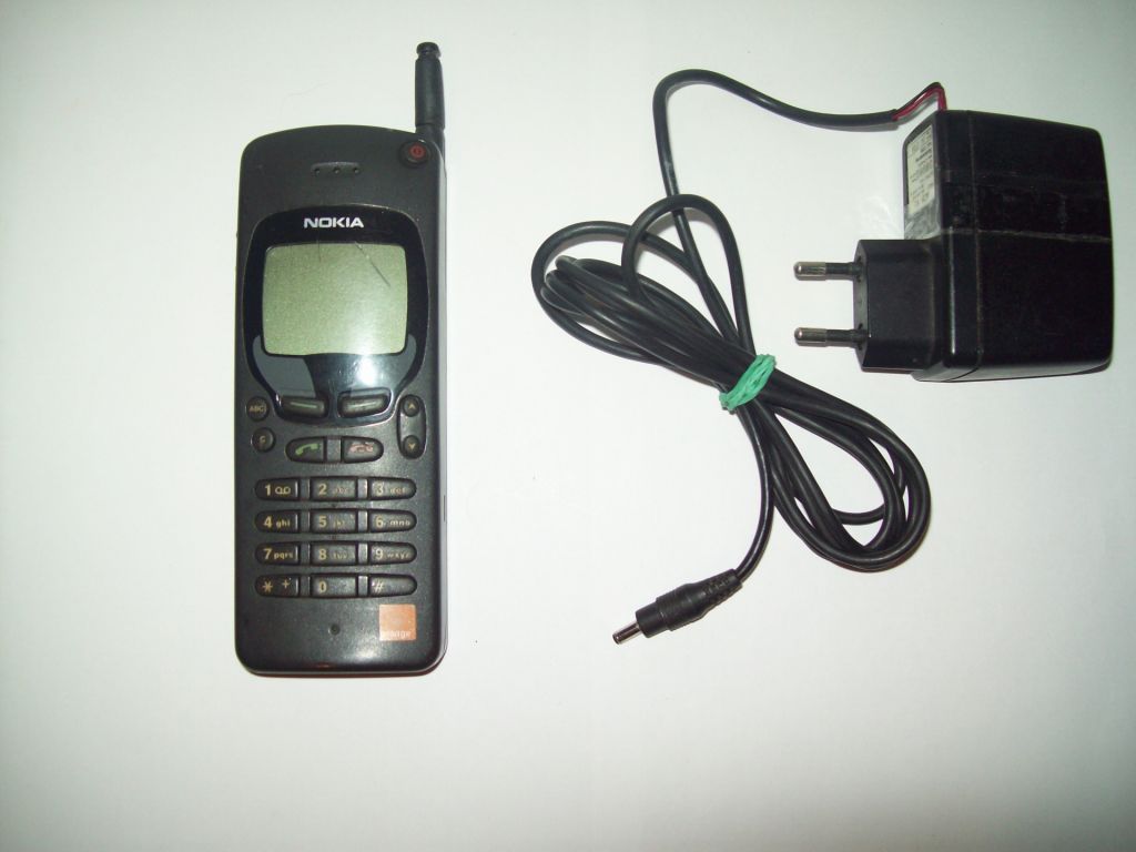 Телефон Nokia orange ретро раритет винтаж+ зарядное устройство - фото фото фото 0