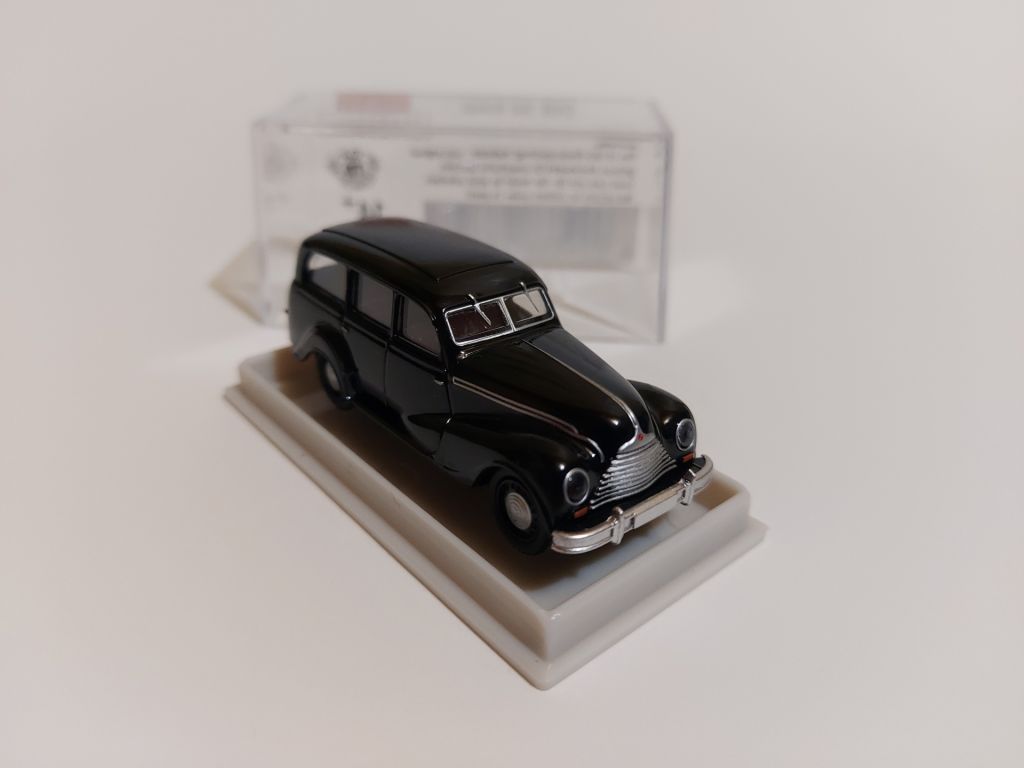Brekina 1:87 EMW 340 Kombi, black - фото фото фото 5